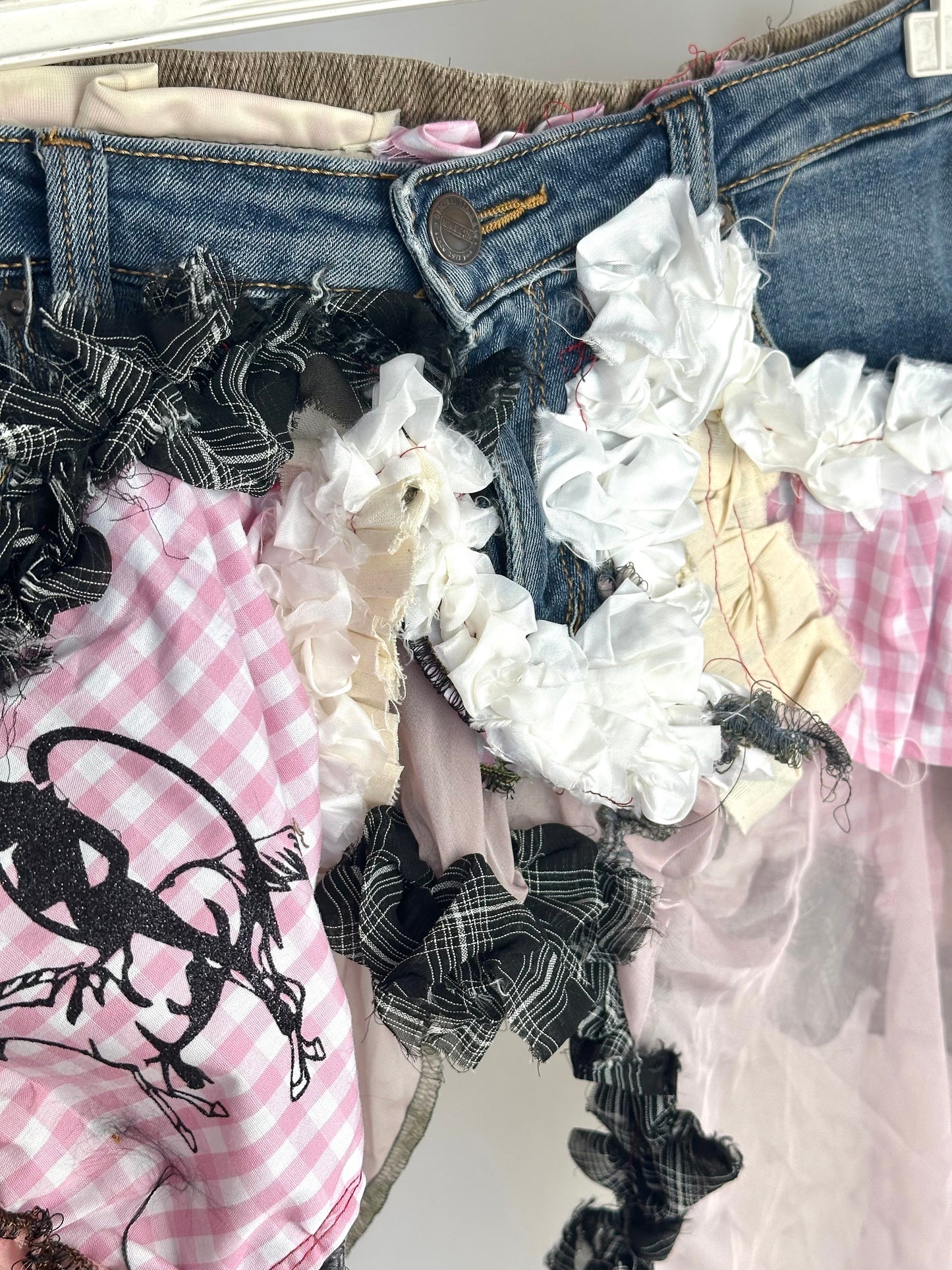 SWEETY Reworking Skirt with Logo