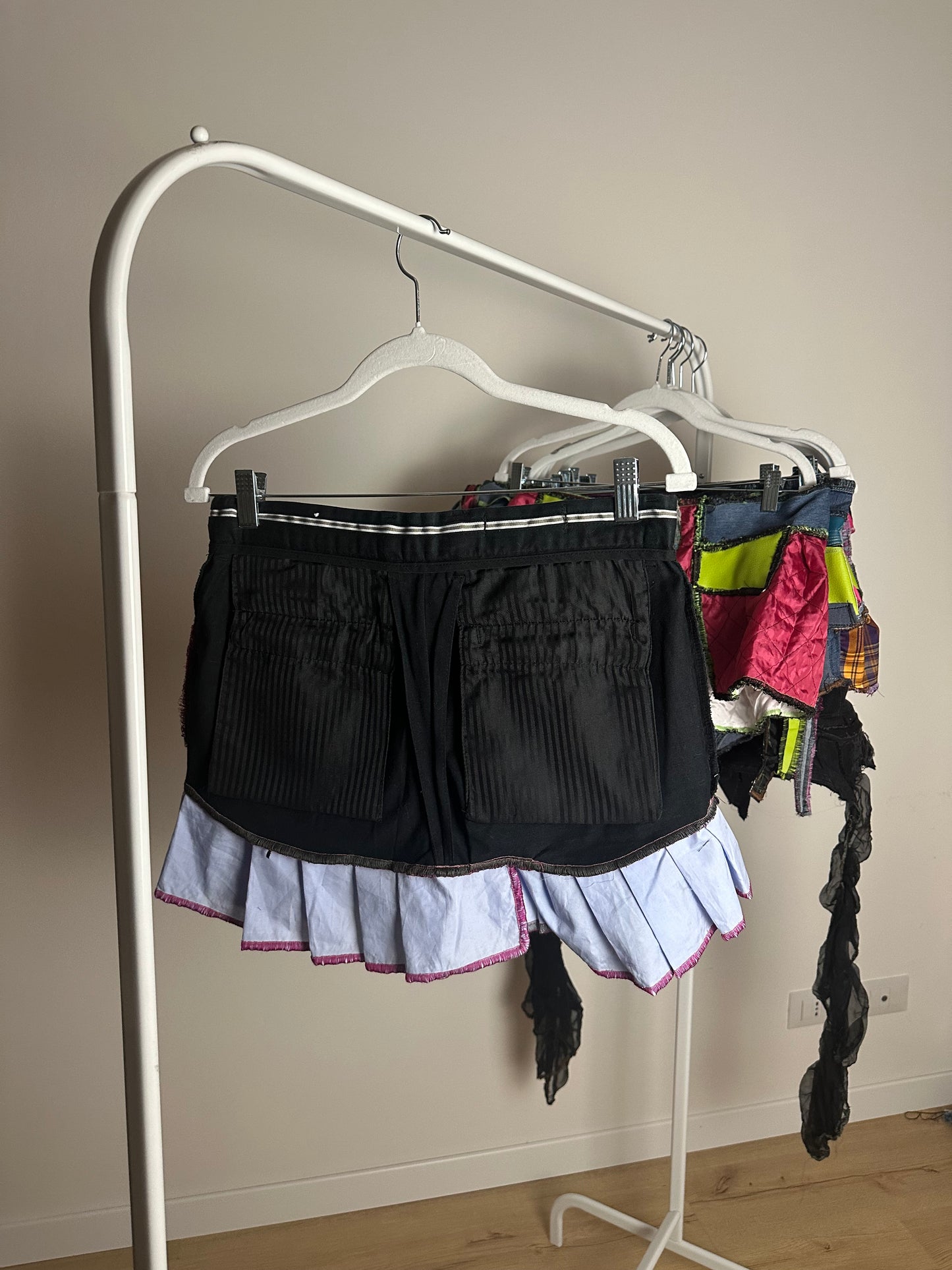 SCHOOL Skirt with Logo